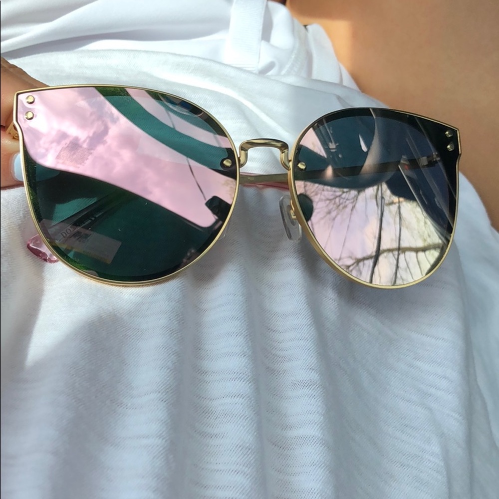 Oversized Cat Eye mirrored sunglasses
